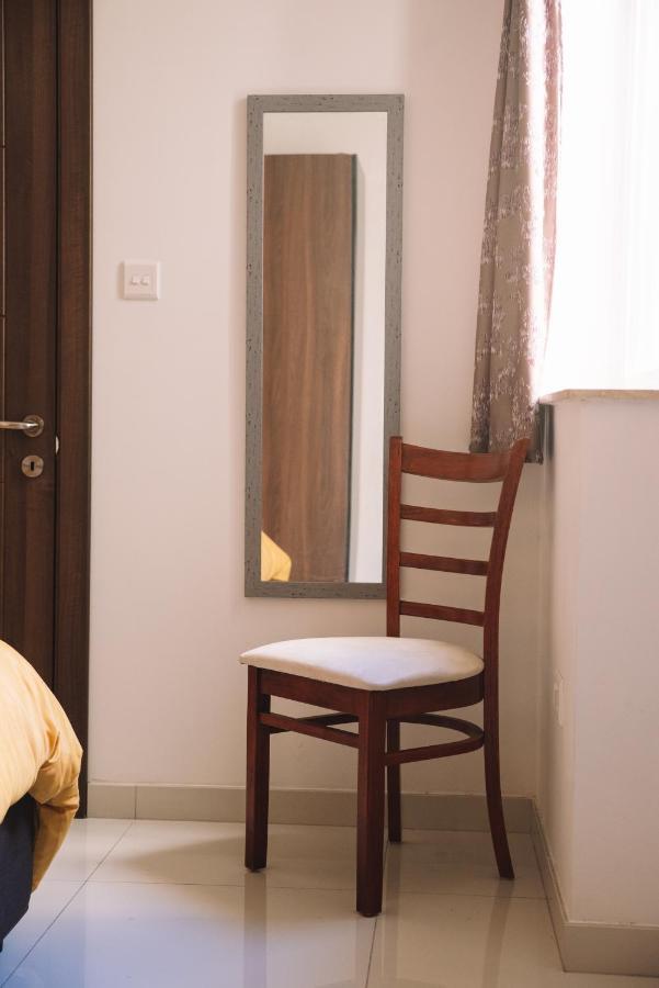 Modern 3 Bedroom With Ac Apartment Zabbar Экстерьер фото